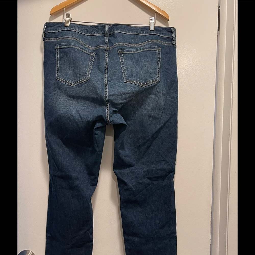TORRID BOYFRIEND STRAIGHT JEAN - VINTAGE STRETCH MEDIUM WASH